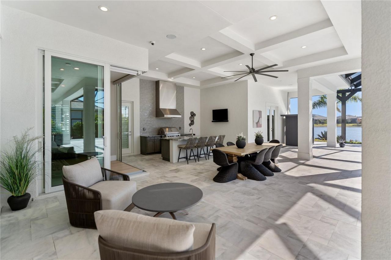 17014 Clearlake Avenue, Lakewood Ranch, FL 34202 Photo