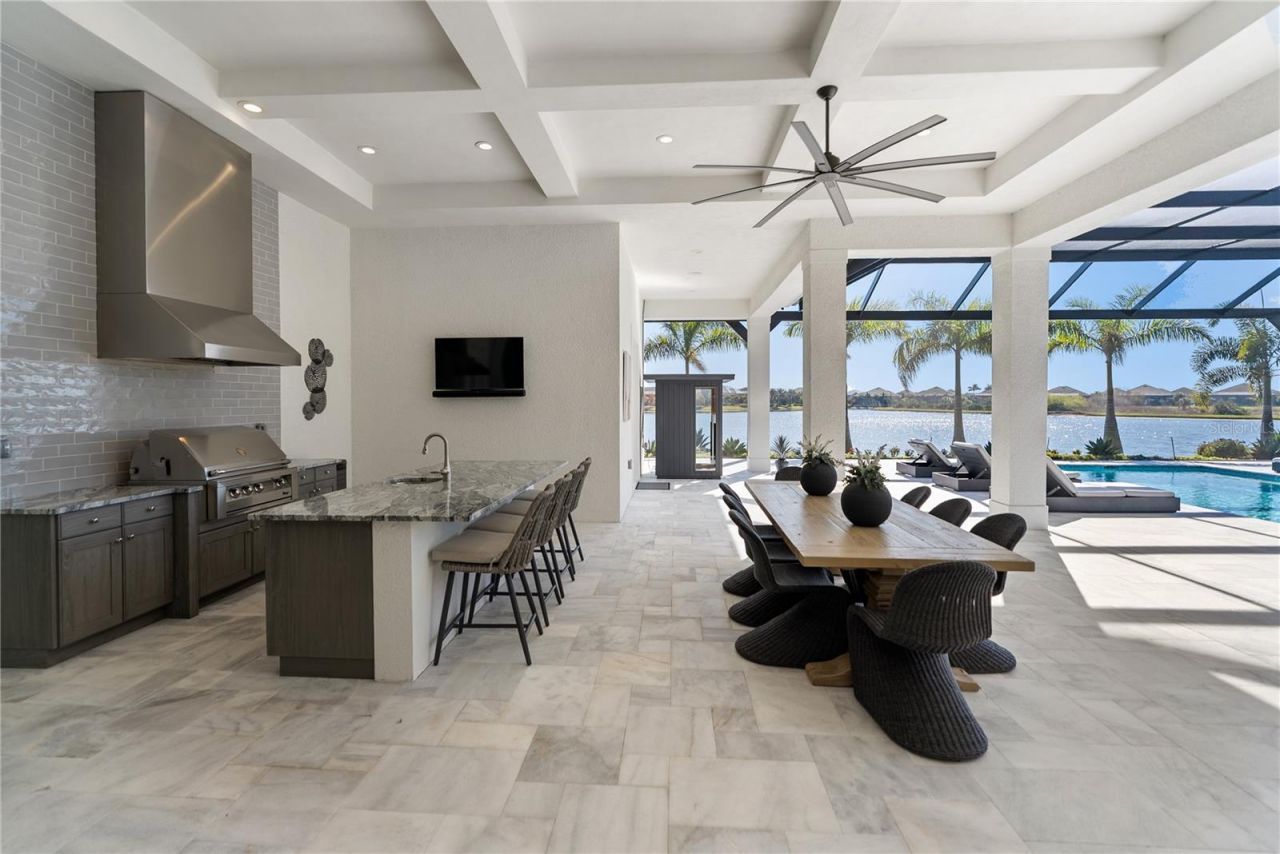 17014 Clearlake Avenue, Lakewood Ranch, FL 34202 Photo