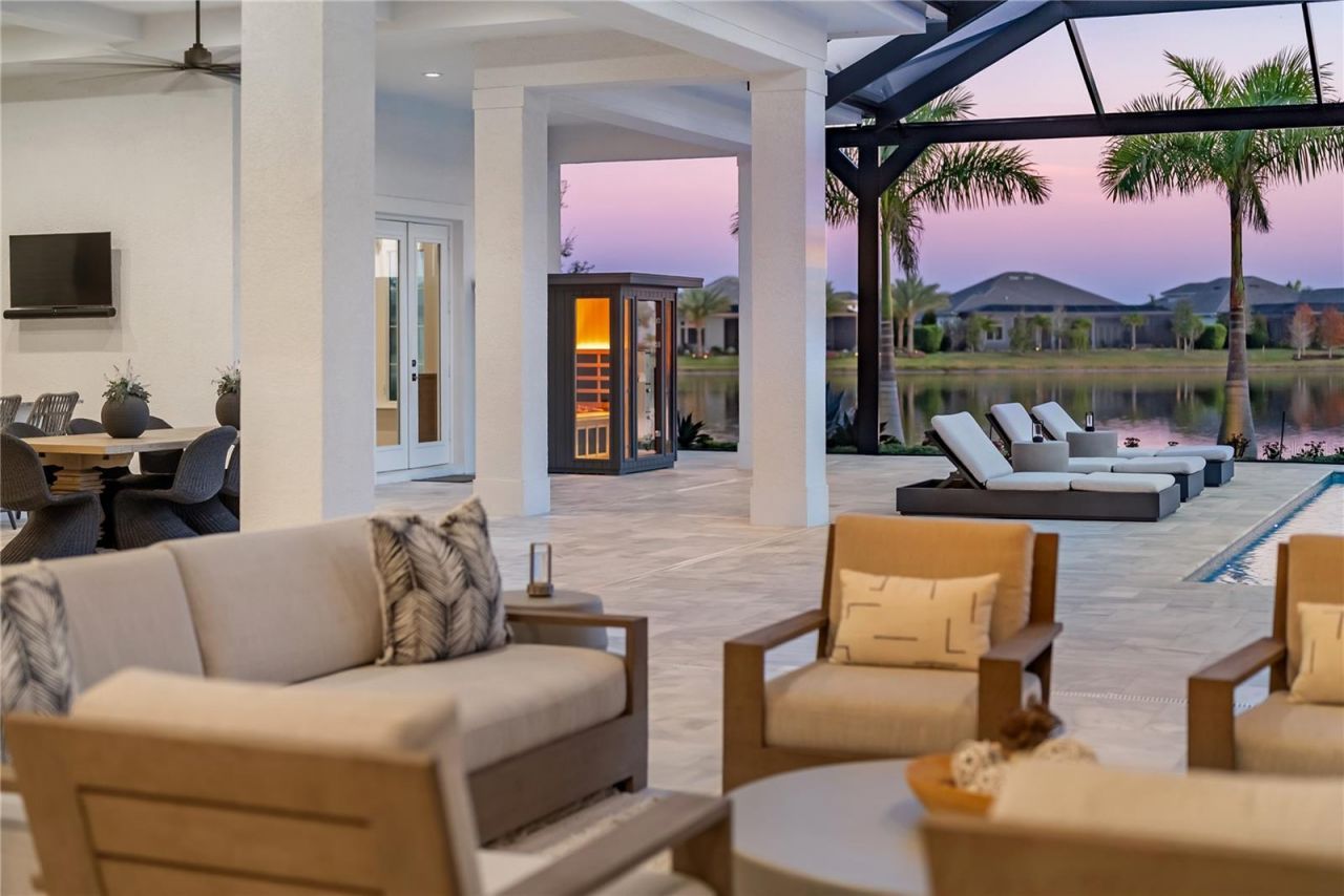 17014 Clearlake Avenue, Lakewood Ranch, FL 34202 Photo