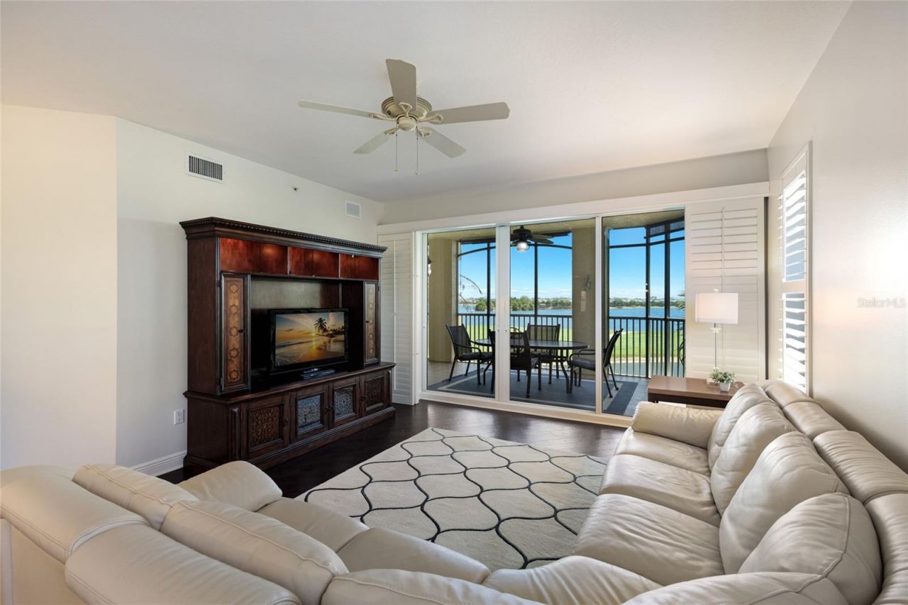 6422 Watercrest Way, Unit 302, Lakewood Ranch, FL 34202 Photo