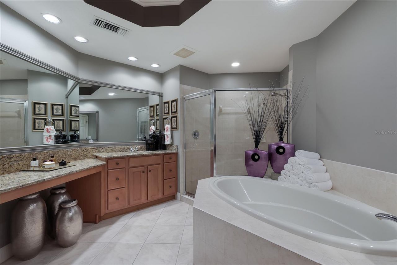 6422 Watercrest Way, Unit 302, Lakewood Ranch, FL 34202 Photo