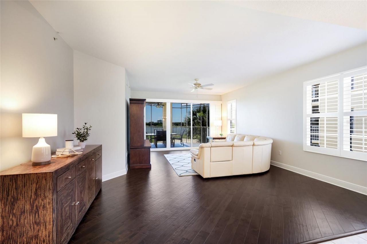 6422 Watercrest Way, Unit 302, Lakewood Ranch, FL 34202 Photo