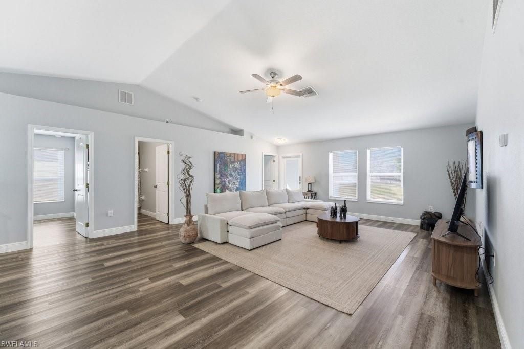 3909 NE 16th Ave, Cape Coral, FL 33909 Photo