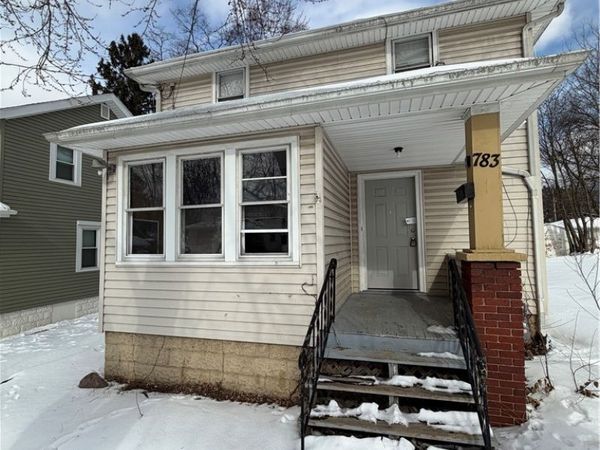 783 Leonard Street, Akron, OH 44307