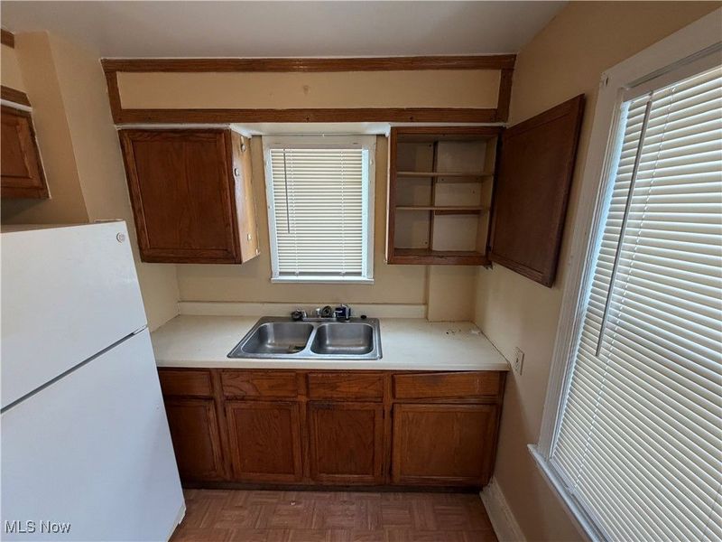 783 Leonard Street, Akron, OH 44307 Photo 12