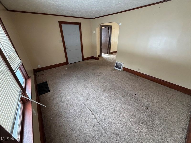 783 Leonard Street, Akron, OH 44307 Photo 14