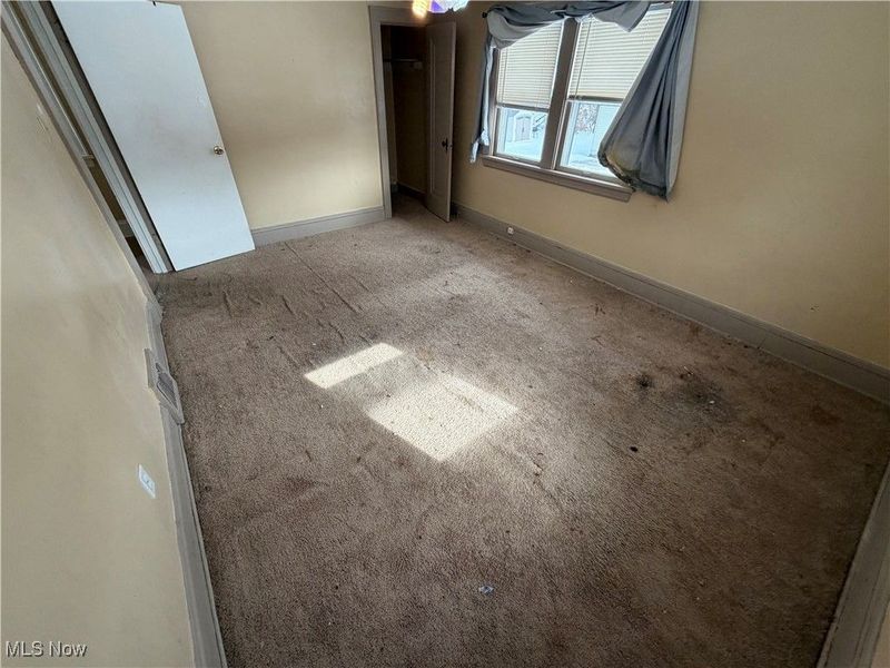 783 Leonard Street, Akron, OH 44307 Photo 16