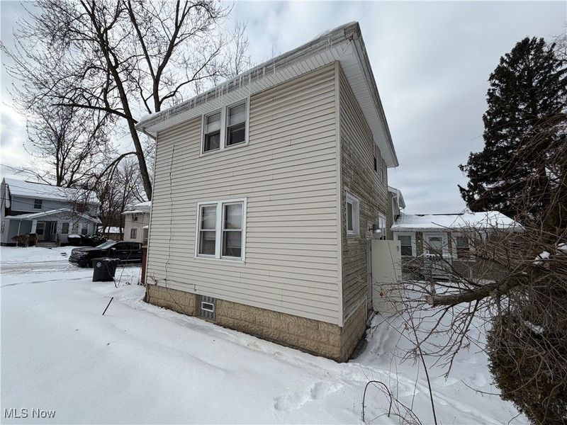 783 Leonard Street, Akron, OH 44307 Photo 40