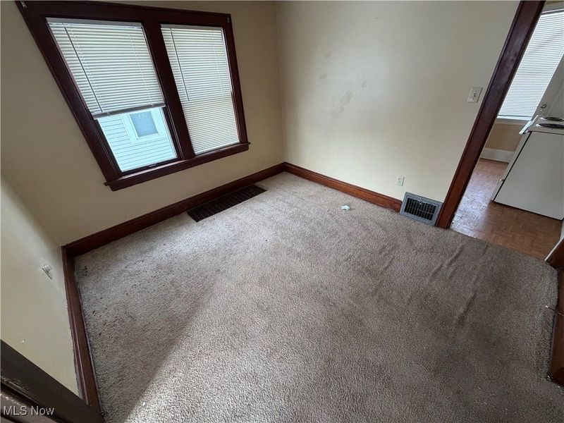 783 Leonard Street, Akron, OH 44307 Photo 5