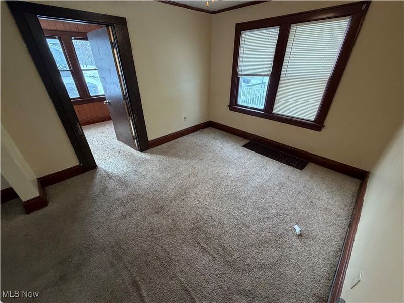 783 Leonard Street, Akron, OH 44307 Photo 6