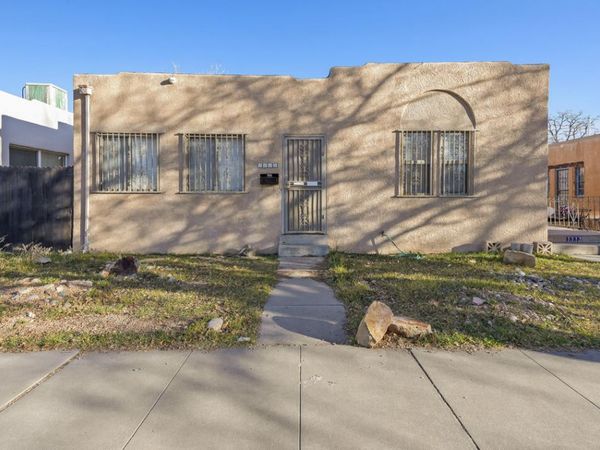 1113 Gold Avenue SW, Albuquerque, NM 87102