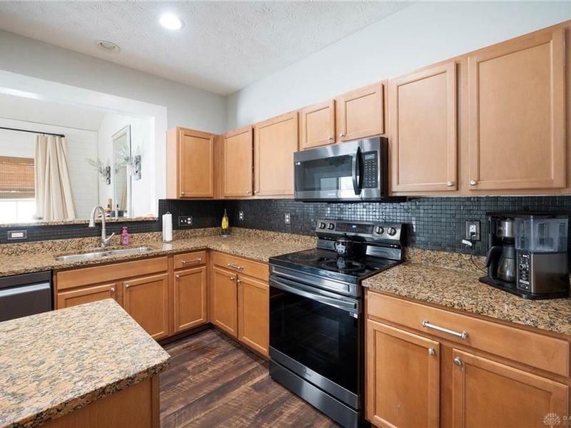 4385 Weber Drive, Beavercreek, OH 45430 Photo 13