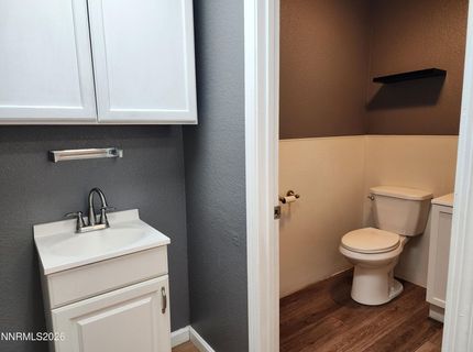 1532 U.s. Highway 395, Unit 3,4,5, Gardnerville, NV 89410 Photo