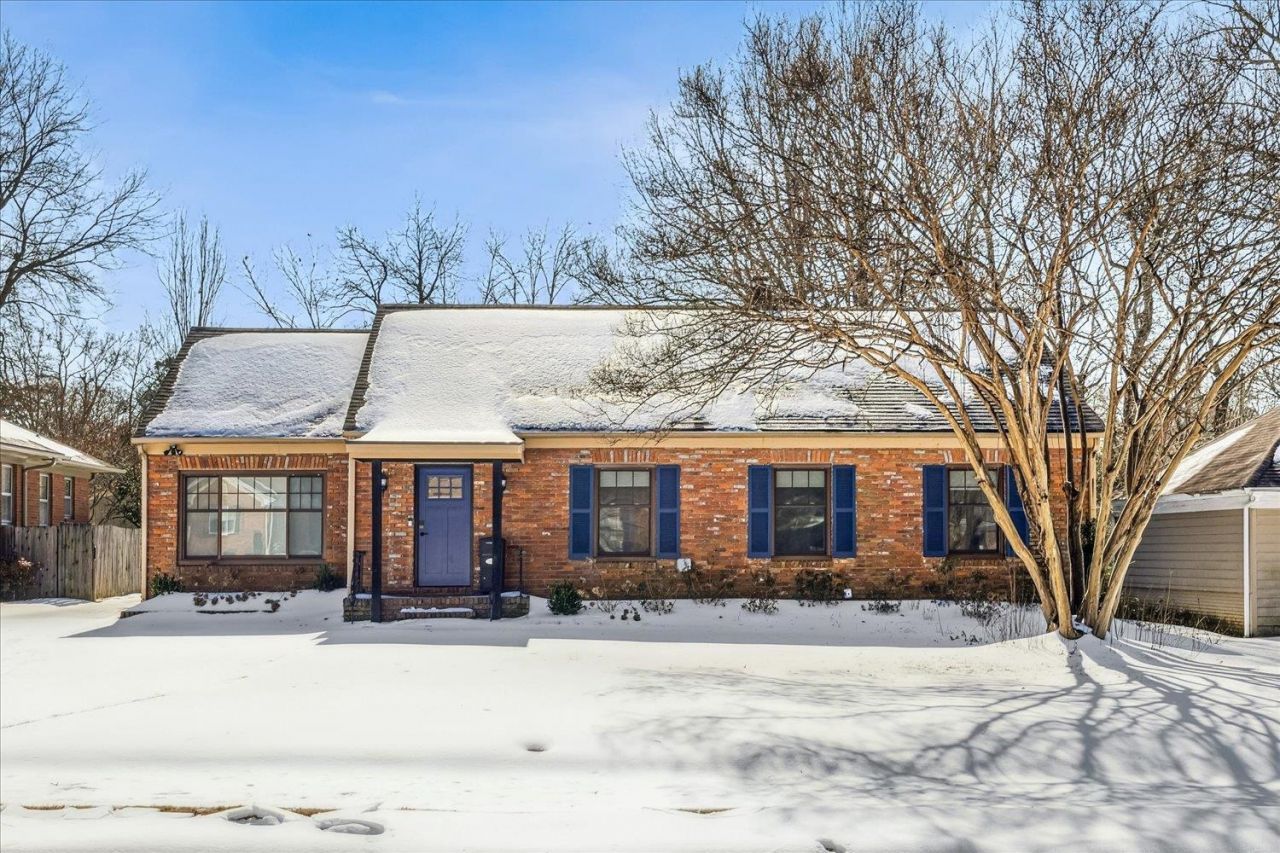 5395 LAURIE LN Memphis, TN 38120