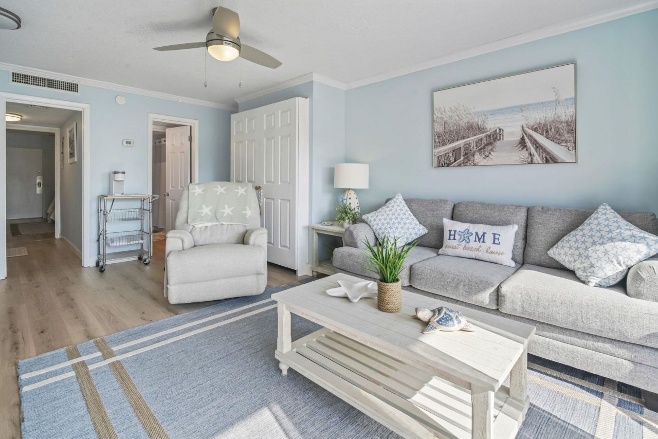 210 75th Ave. N Photo 20