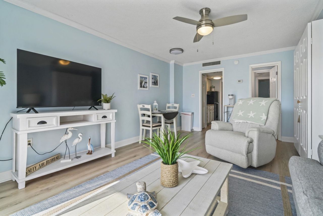 210 75th Ave. N Photo 21