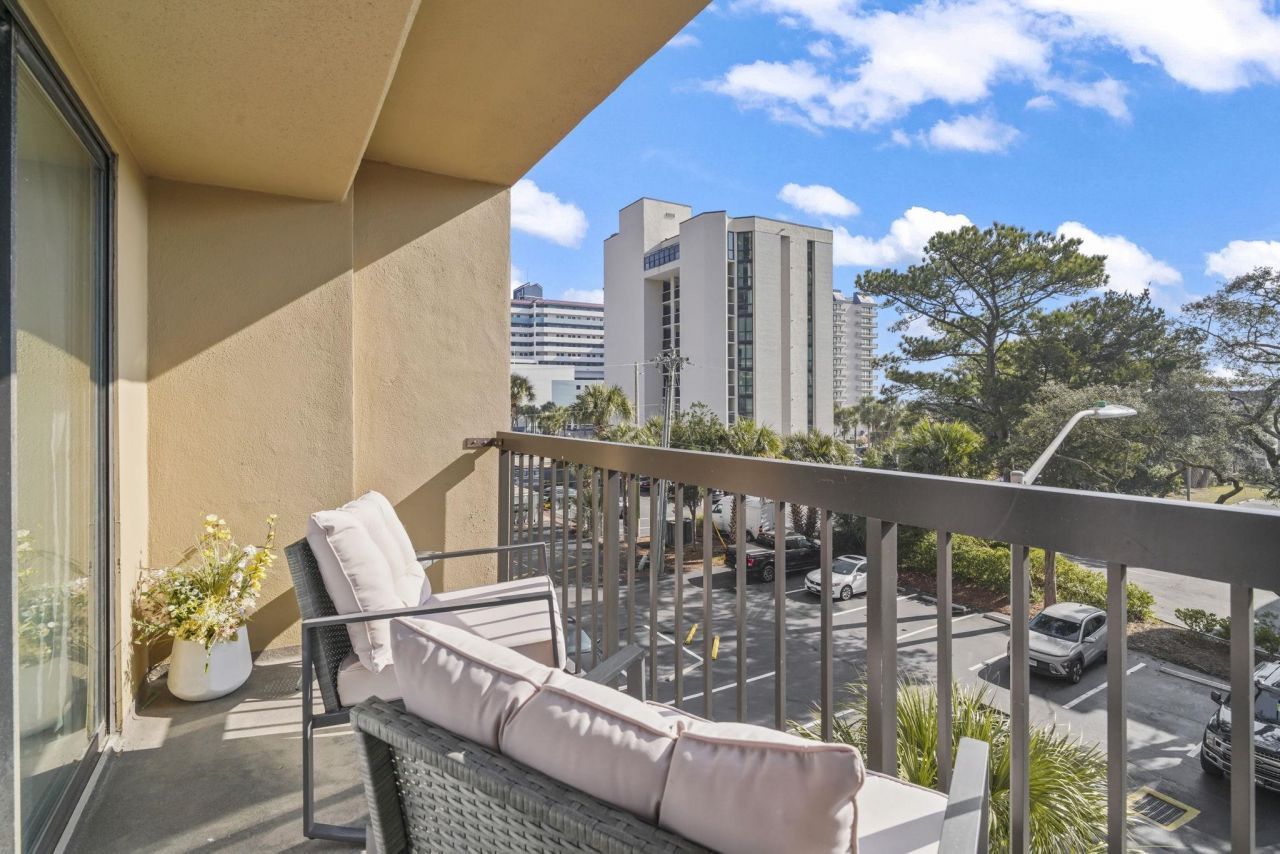 210 75th Ave. N Photo 25