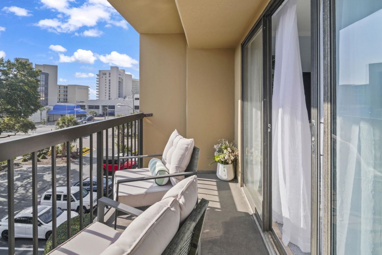 210 75th Ave. N Photo 28