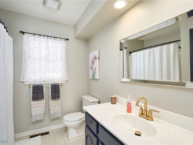 5819 Linder Circle NE, Canton, OH 44721 Photo 21