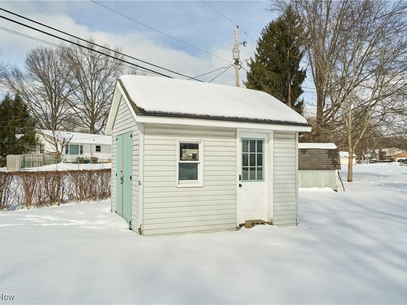 5819 Linder Circle NE, Canton, OH 44721 Photo 25