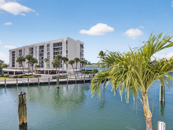 2701 N Ocean Boulevard, Unit E201, Boca Raton, FL 33431