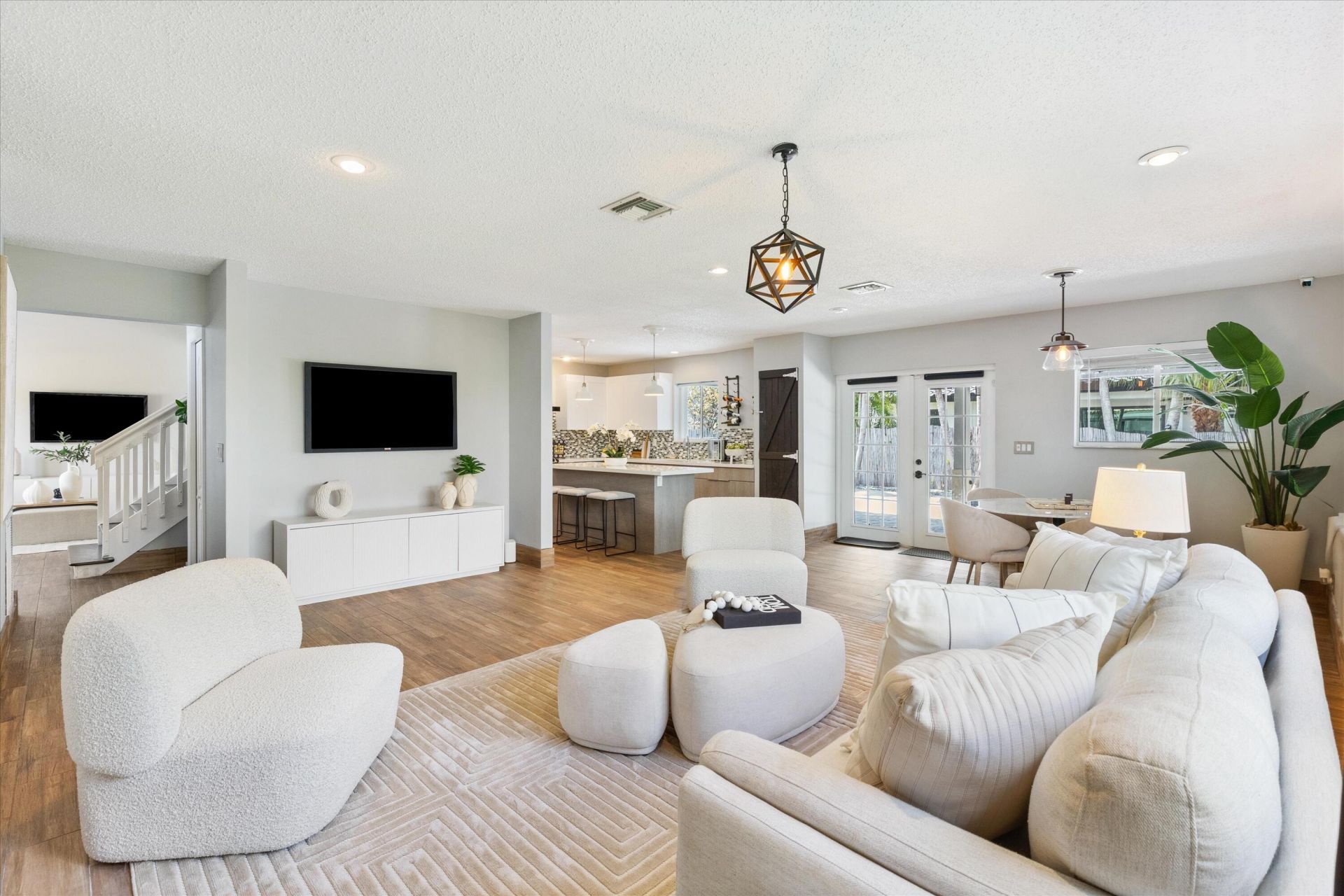 19321 NW 10th Street, Pembroke Pines, FL 33029 Photo
