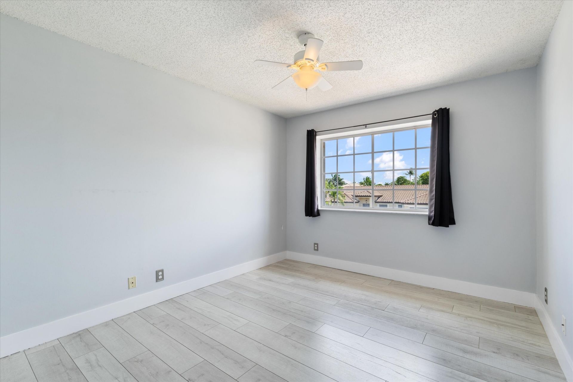 19321 NW 10th Street, Pembroke Pines, FL 33029 Photo