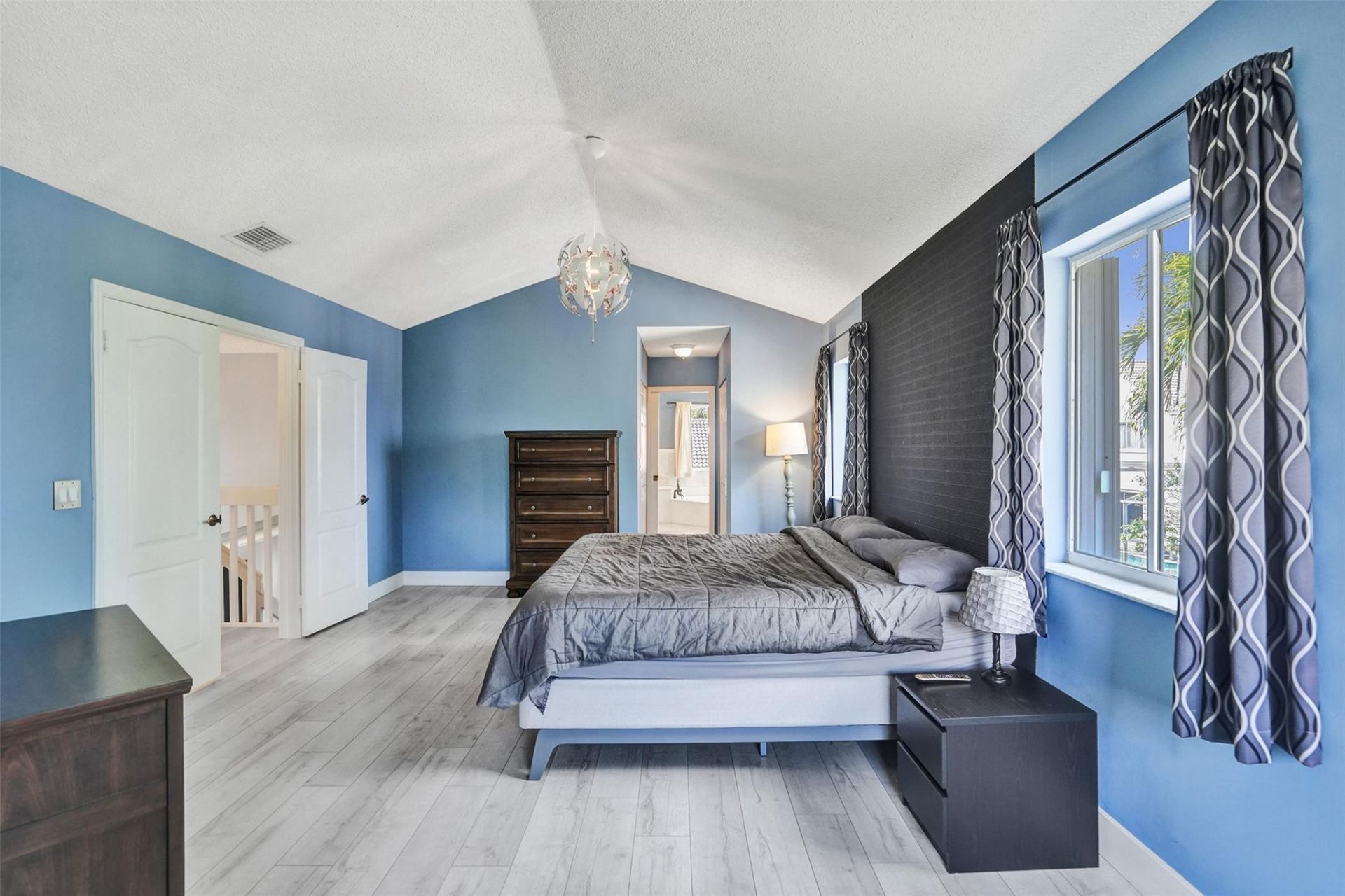 19321 NW 10th Street, Pembroke Pines, FL 33029 Photo