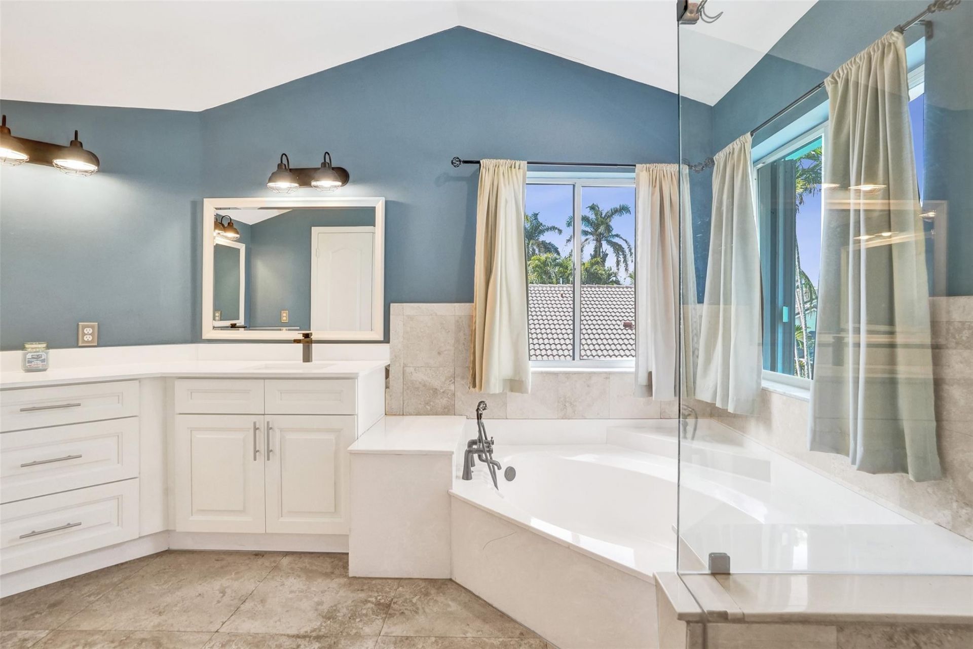 19321 NW 10th Street, Pembroke Pines, FL 33029 Photo