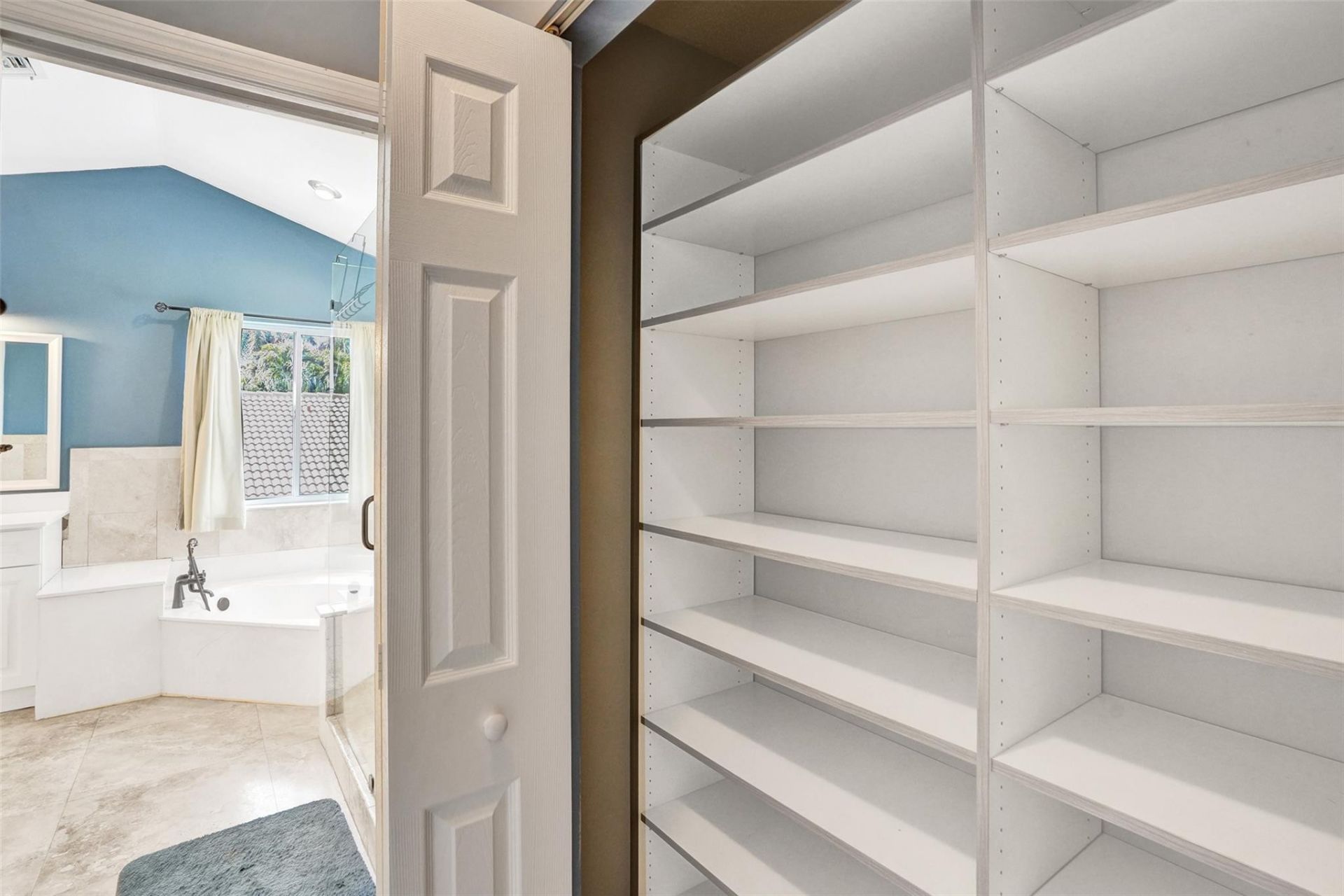 19321 NW 10th Street, Pembroke Pines, FL 33029 Photo