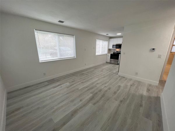 919 NW 102nd Street, Unit B, Miami, FL 33150