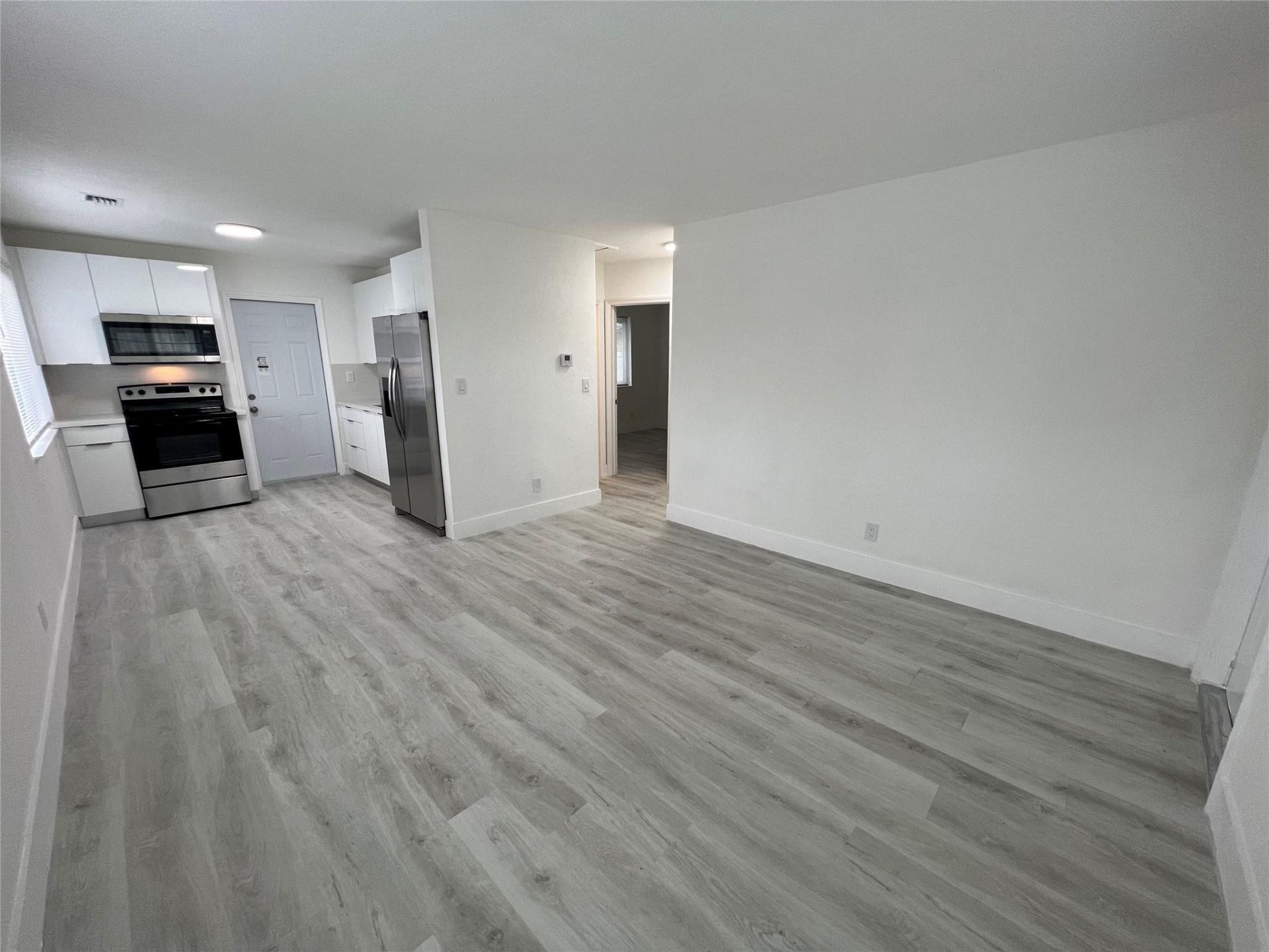 919 NW 102nd Street, Unit B, Miami, FL 33150 Photo