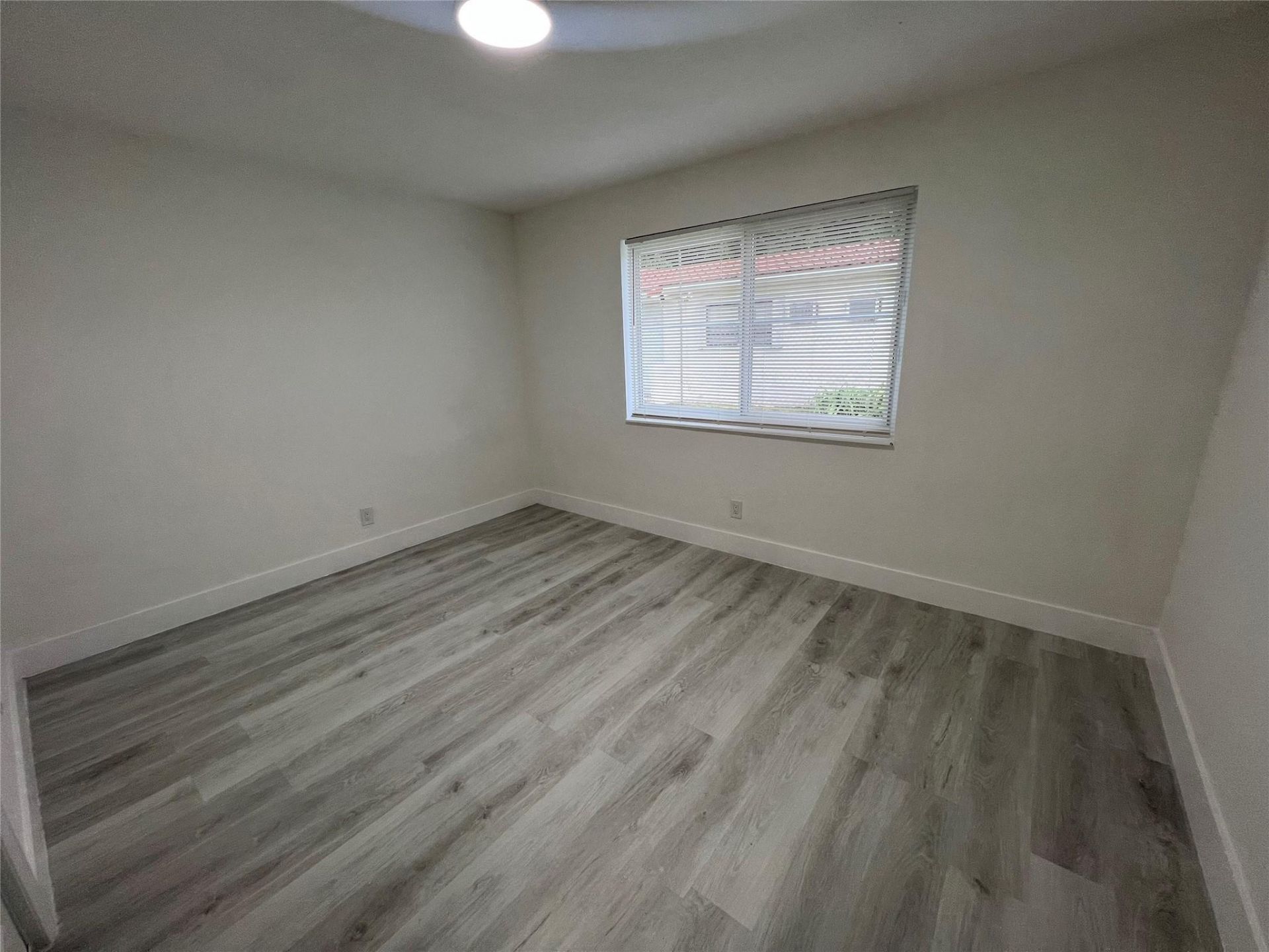 919 NW 102nd Street, Unit B, Miami, FL 33150 Photo