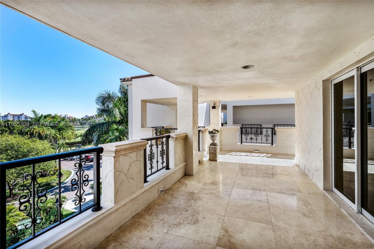 2443 Fisher Island Dr , Unit 5403, Miami, FL 33109 Photo