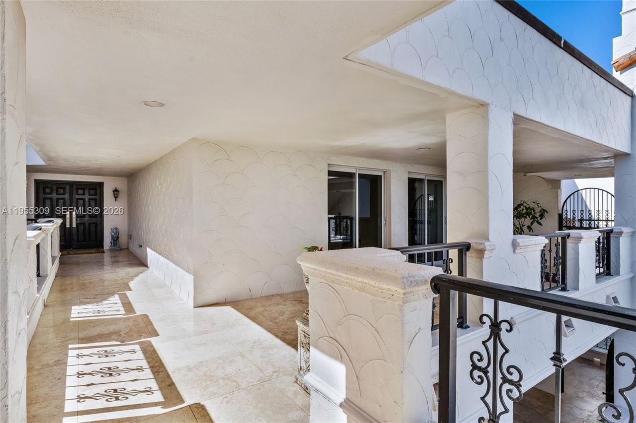 2443 Fisher Island Dr , Unit 5403, Miami, FL 33109 Photo