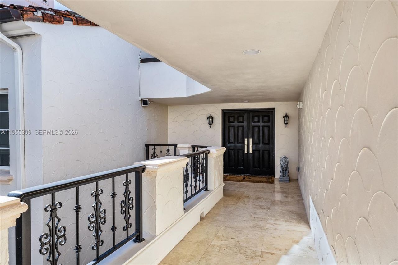 2443 Fisher Island Dr , Unit 5403, Miami, FL 33109 Photo