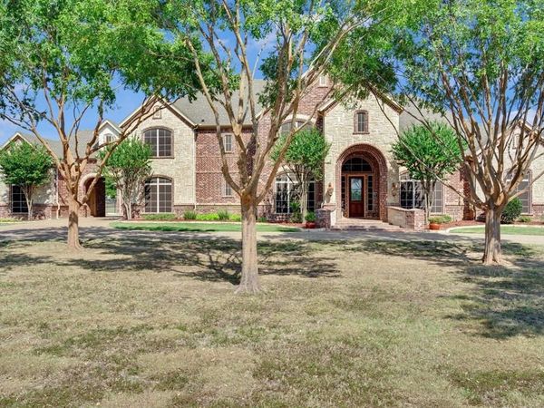 1824 Greenway Crossing Drive, Haslet, TX 76052