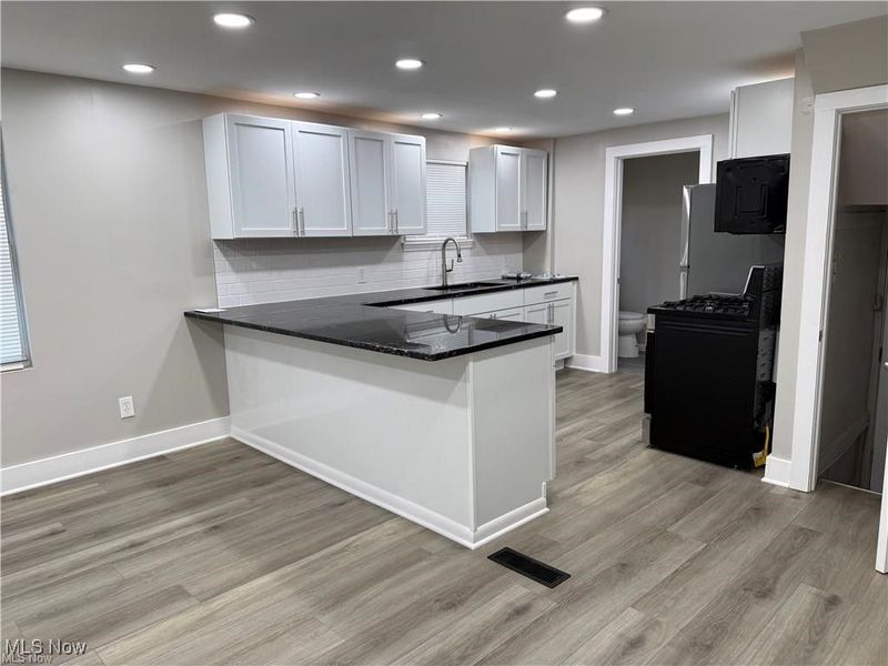 920 Bloomfield Avenue, Akron, OH 44302 Photo 15