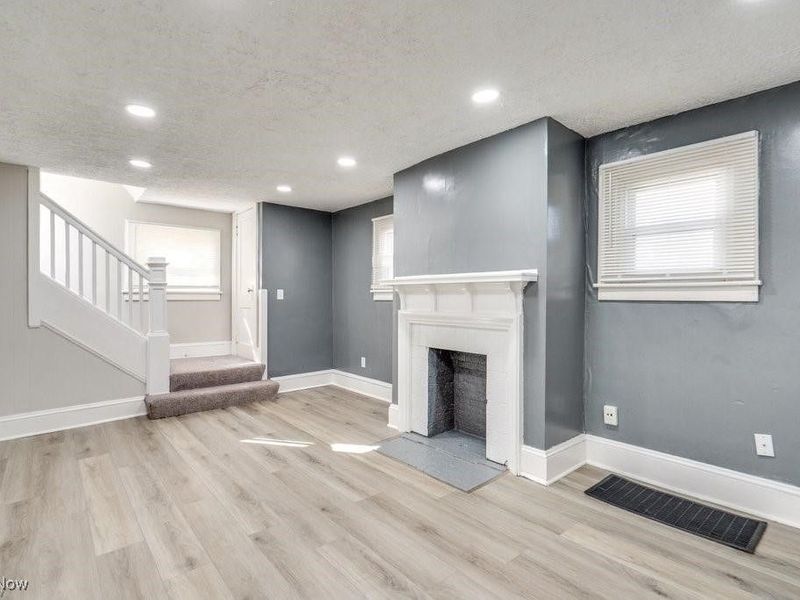 920 Bloomfield Avenue, Akron, OH 44302 Photo 7