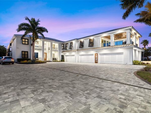 951 S BAYSHORE BOULEVARD, SAFETY HARBOR, FL 34695