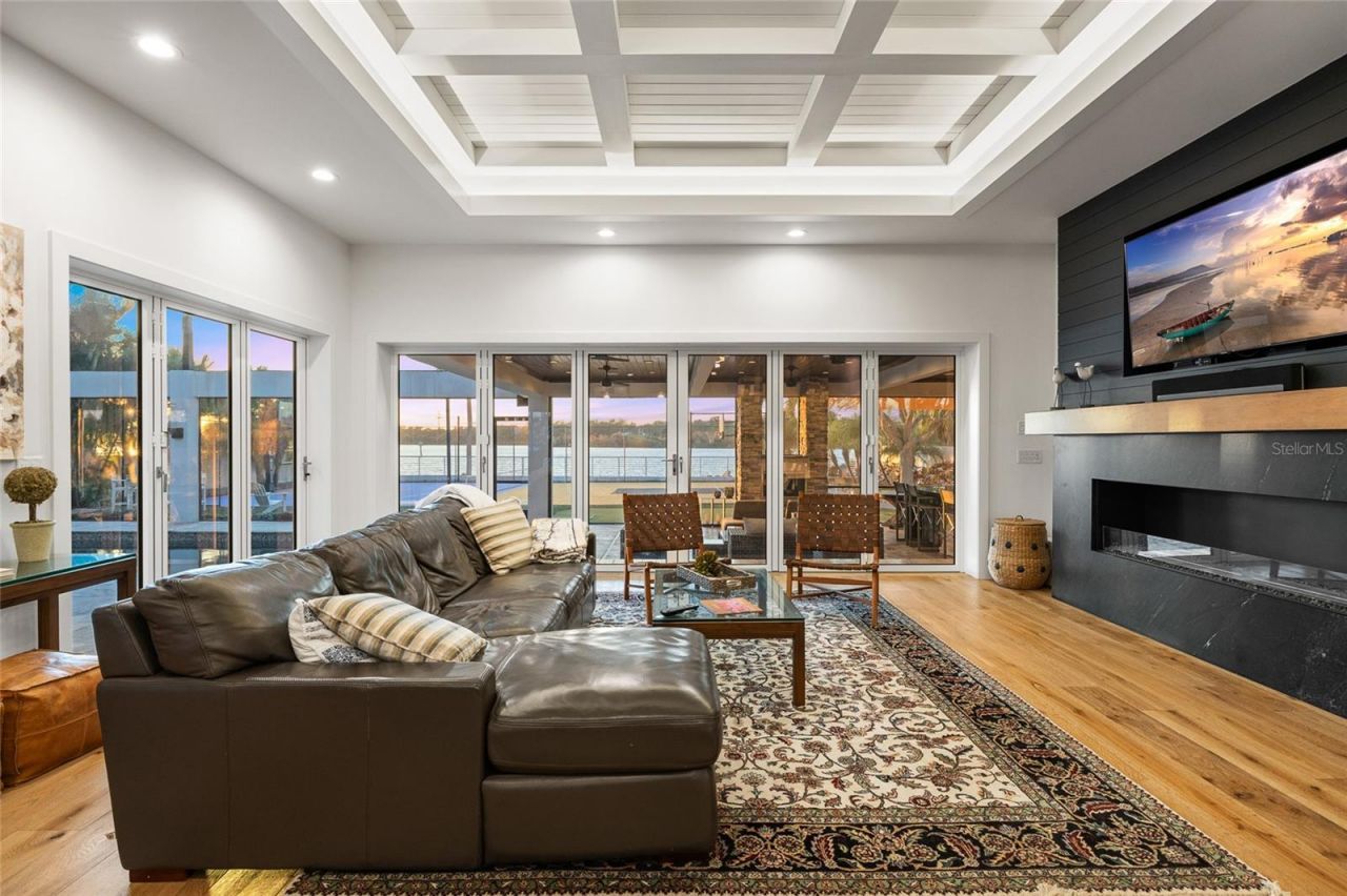 951 S Bayshore Boulevard, Safety Harbor, FL 34695 Photo