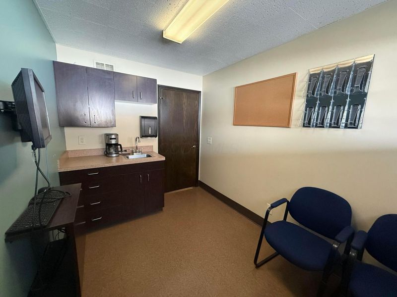 1043 Harding Memorial Parkway, Marion, OH 43302 Photo 19