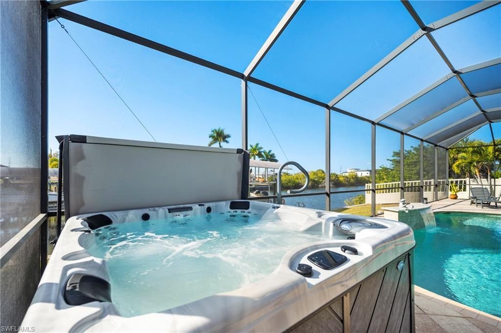 1608 NW 36th Ave, Cape Coral, FL 33993 Photo