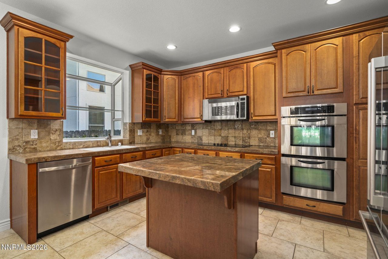 6540 Monticello Court, Reno, NV 89519 Photo