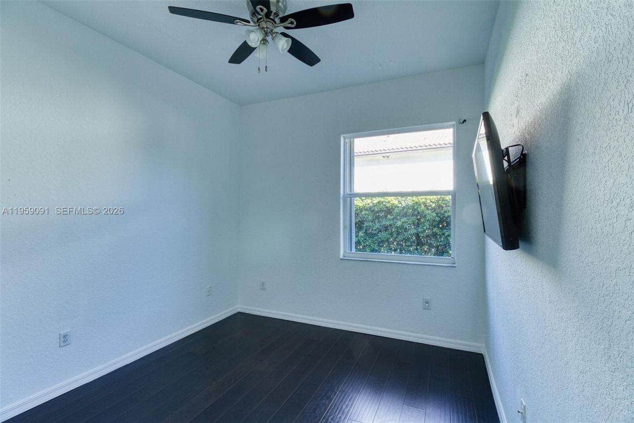 15959 SW 6th St, Pembroke Pines, FL 33027 Photo