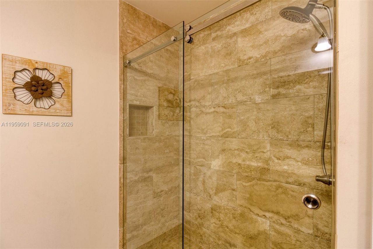 15959 SW 6th St, Pembroke Pines, FL 33027 Photo