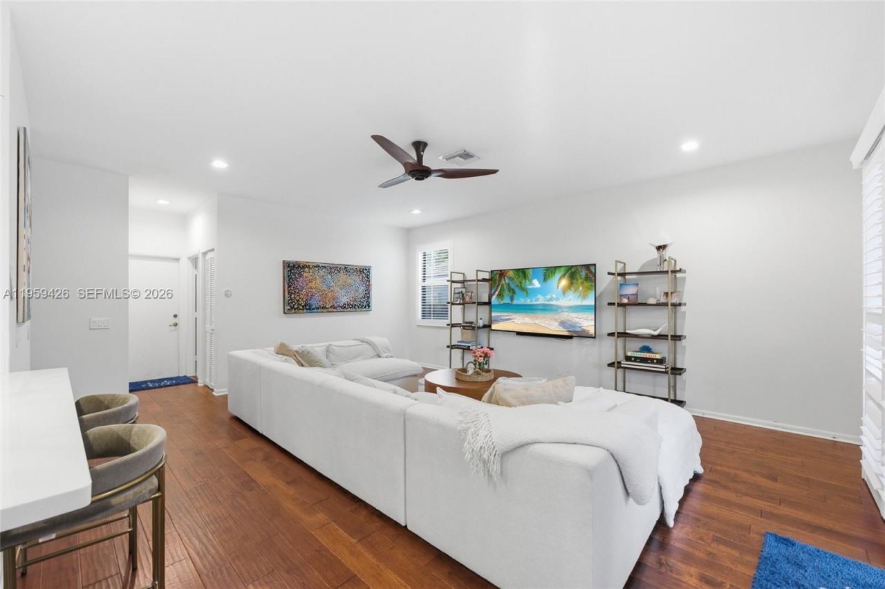 500 Cambridge Dr, Weston, FL 33326 Photo