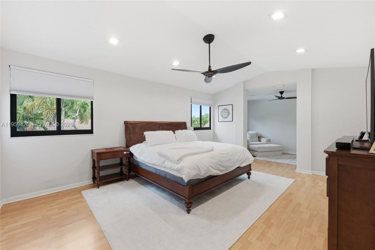 500 Cambridge Dr, Weston, FL 33326 Photo