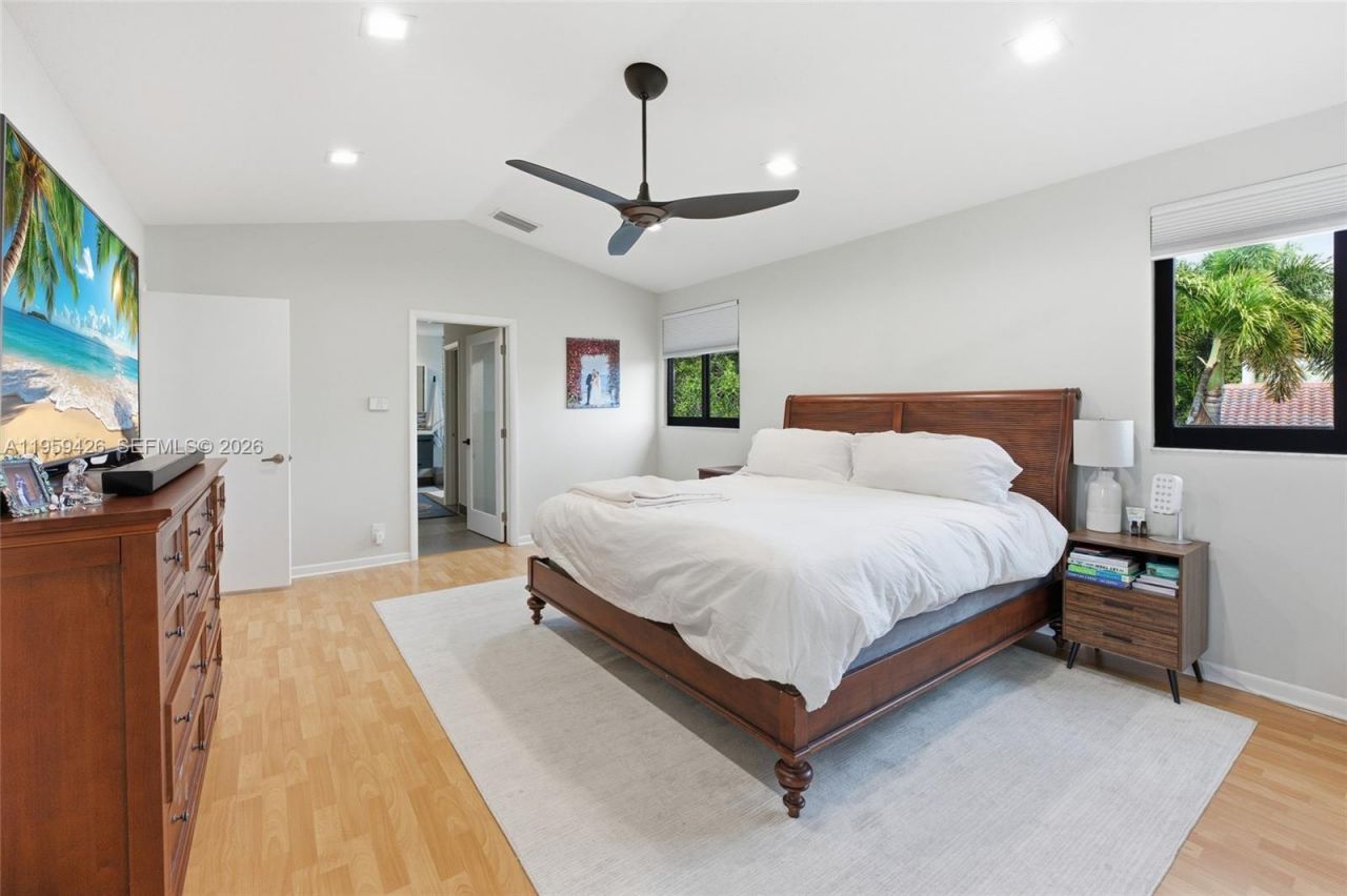 500 Cambridge Dr, Weston, FL 33326 Photo