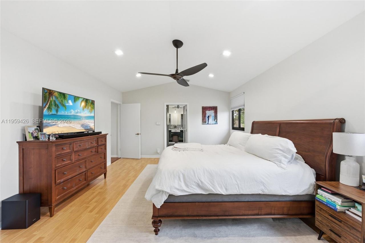 500 Cambridge Dr, Weston, FL 33326 Photo